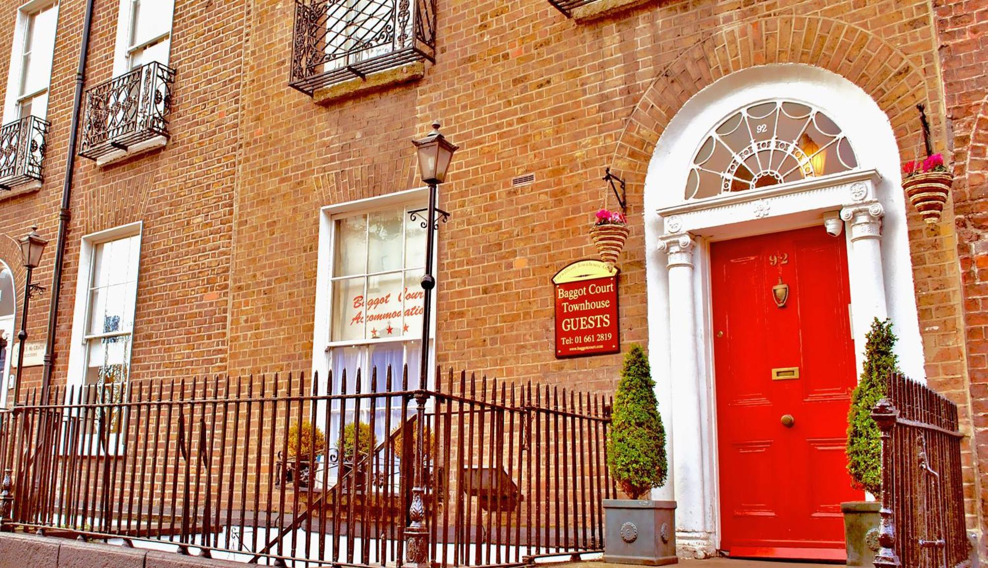 Baggot Court Townhouse 호텔 더블린 외부 사진