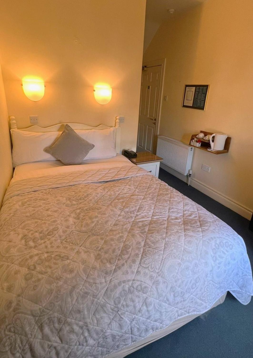 Baggot Court Townhouse 호텔 더블린 외부 사진