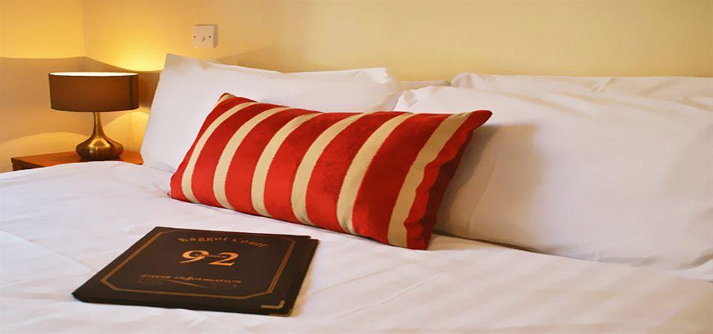 Baggot Court Townhouse 호텔 더블린 외부 사진